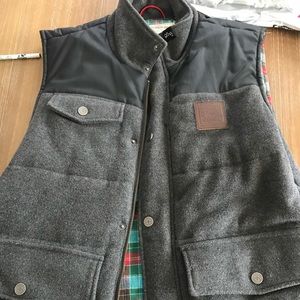 LRG Vest very good condition